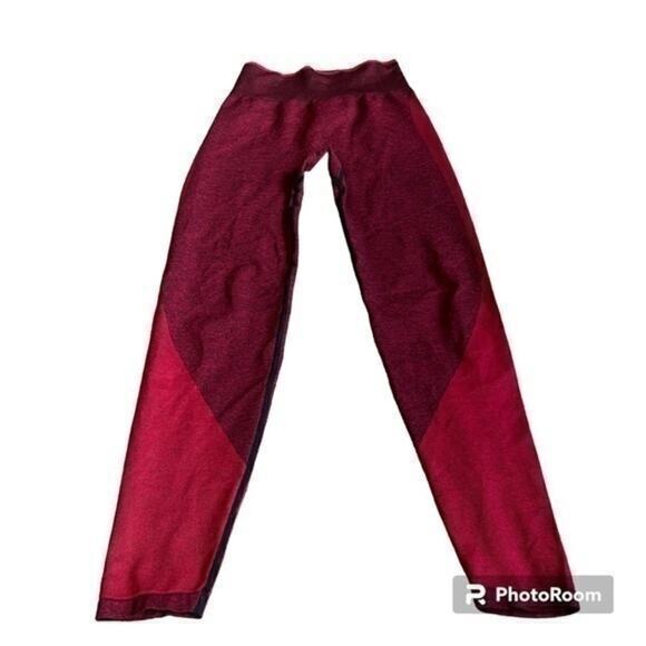 PINK Victoria's Secret Pants - Pink Victoria’s secret’s seamless burgundy and red leggings
